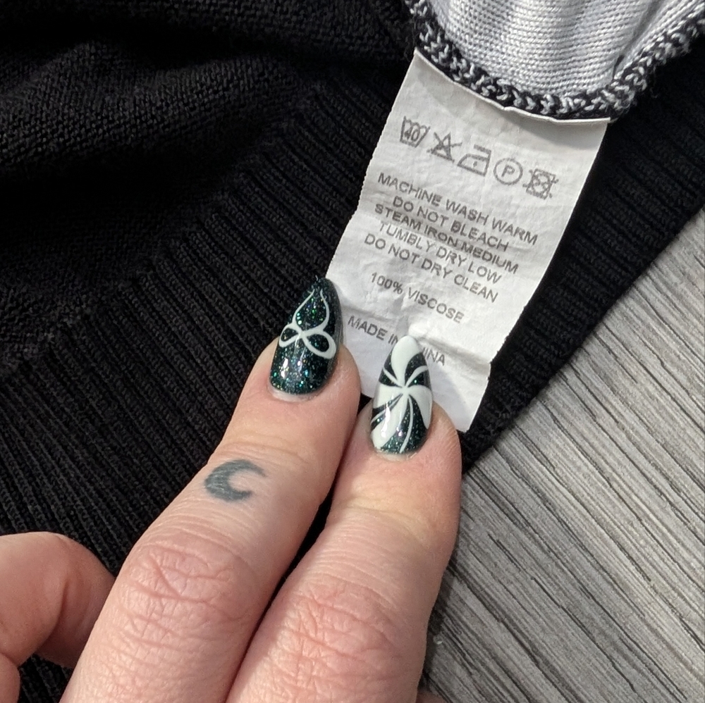 Sourpuss I'm With Creepy Skeleton Goth Sweater XXXL Black - Picture 7 of 10